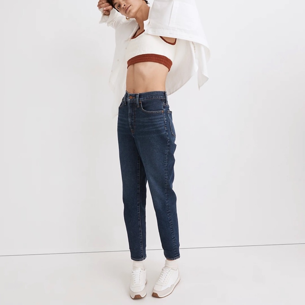 Madewell Mom Jean size 26p— like new.